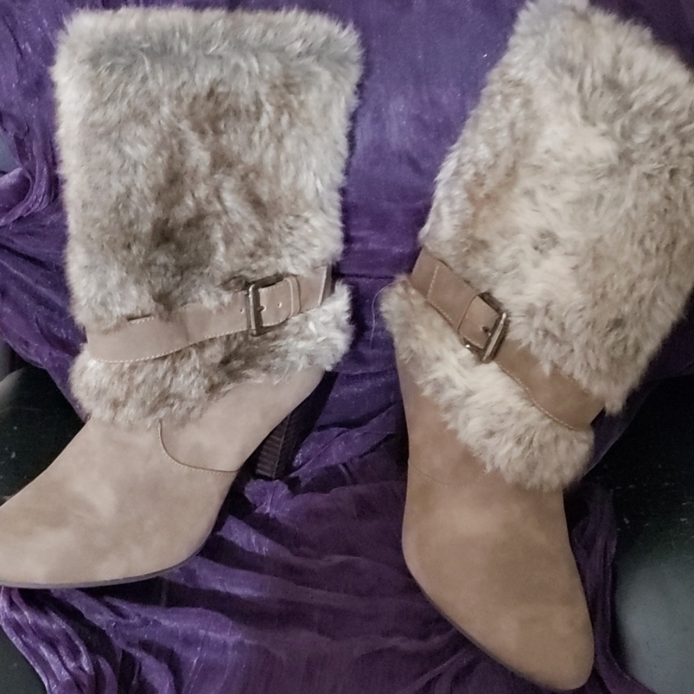 Pull on High Heel  Boots